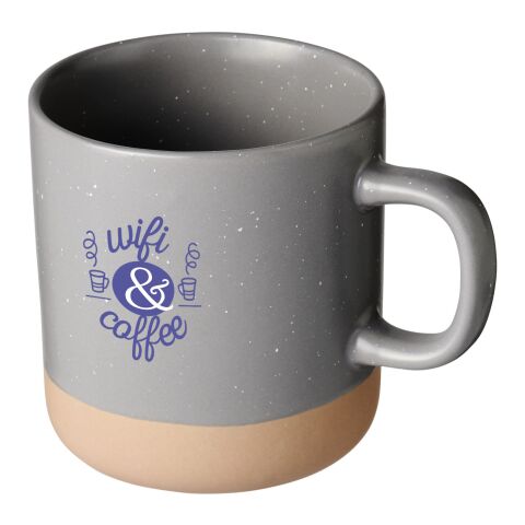 Werbeartikel 360 ml Pascal Keramik-Kaffeebecher, außergewöhnliches Lagerfeuermotiv & unglasierter Boden inkl. Geschenkbox – grau – mit Logo bedruckt