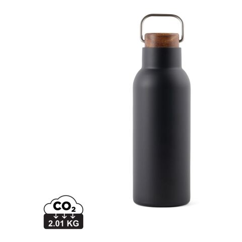 Nachhaltiger Werbeartikel VINGA Ciro 580 ml Vakuumflasche RCS recycelter Edelstahl mit Akazienholz-Deckel & Trageschlaufe isoliert – schwarz – mit