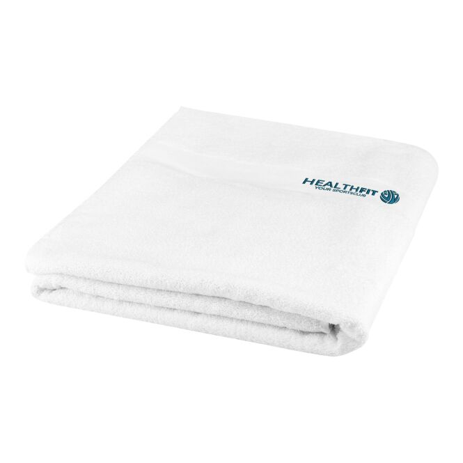 Werbeartikel Evelyn Baumwollhandtuch mit Logo bestickt – 100x180 cm – Weiss – Nachhaltiges Frottier für Hotels und Mitarbeiter