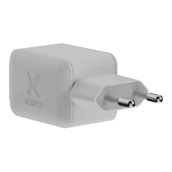 Premium-Werbegeschenk Xtorm 70 W NextGen Wandladegerät mit Express-Gravur – Weiß – leistungsstarke Ladetechnik für Büro und geschäftliche Reisen