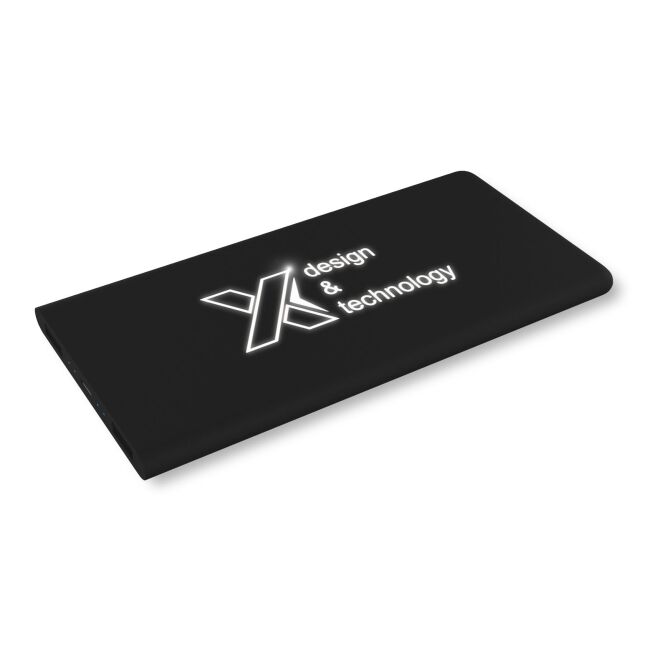 Kundengeschenk Powerbank SCX.design P15 – schwarz – mit Logo bedruckt 48h Express-Druck 5000 mAh 3-in-1-Kabel für Mitarbeiter-Onboarding