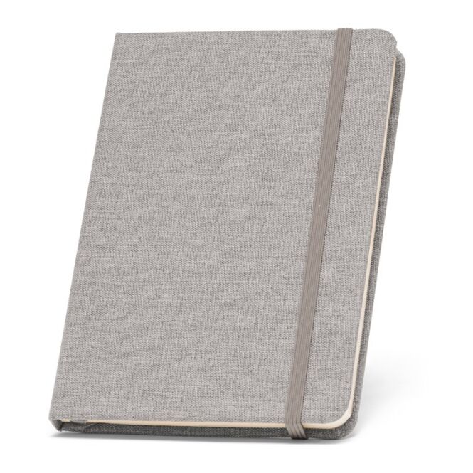 Firmengeschenk Notizbuch BOYD A5 – hellgrau – mit Logo bedruckt nachhaltig aus recyceltem Polyester für den Büroalltag