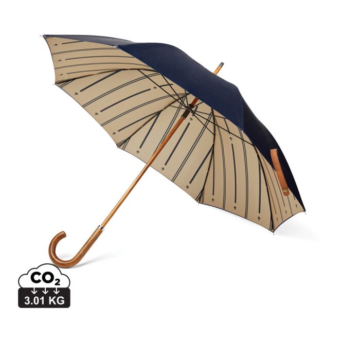 Kundengeschenk Stockschirm VINGA Bosler – navy blau – mit individuellem Logodruck nachhaltiger Öko-Regenschirm 23" Fiberglas für Hotellerie