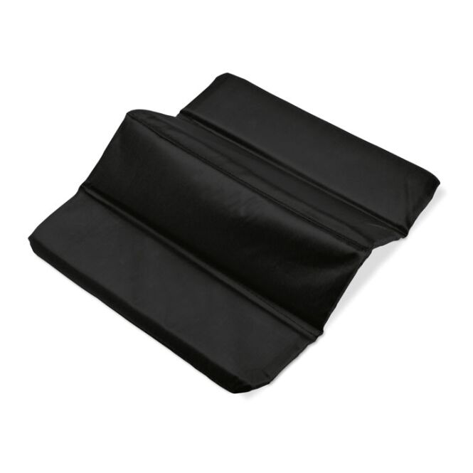 Kundengeschenk Sitzkissen faltbar aus 210D Nylon – schwarz – mit Logo bedruckt für Firmen-Events