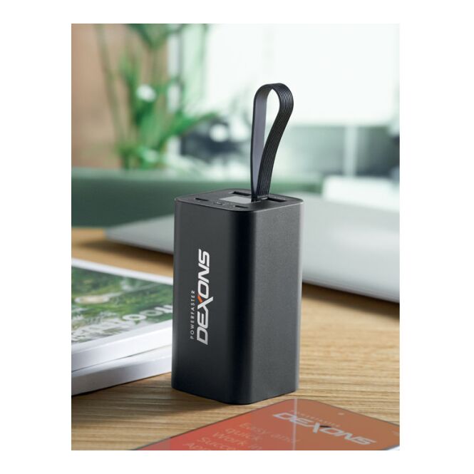 Premium-Werbegeschenk Powerbank 20.000 mAh mit Gravur – Schwarz – starke Ladestation für Firmen und Büro