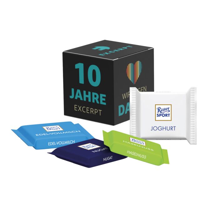 Firmengeschenk Ritter SPORT mini Werbewürfel – mit schokolade in sorten – mit bedrucktem Etikett für Mitarbeiter als süße Überraschung