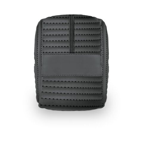 GILI. Kulturbeutel aus PU (21% recyceltes PU und 30% recyceltes Polyester) schwarz | ohne Werbeanbringung | Nicht verfügbar | Nicht verfügbar | Nicht verfügbar