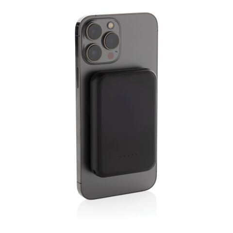 Stellar 5.000mAh 5W magnetische Powerbank aus RCS rec. ABS schwarz