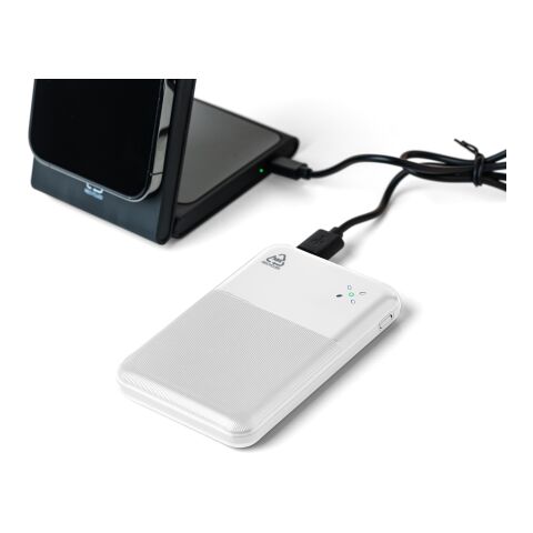 Recycelte ABS-Powerbank Tavi Weiß | ohne Werbeanbringung | Nicht verfügbar | Nicht verfügbar