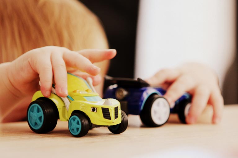 Kinderspielzeug mit Logo bedrucken